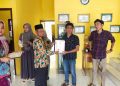 Penyerahan Ijazah Peserta Siswa-Siswi oleh Kepala MAN Lamandau