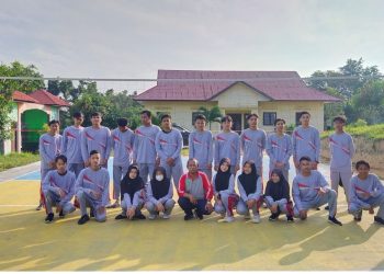 Upaya Peningkatan Sarana & Prasarana di Bidang Olah Raga, MAN Lamandau Bangun Lapangan Bola Voli