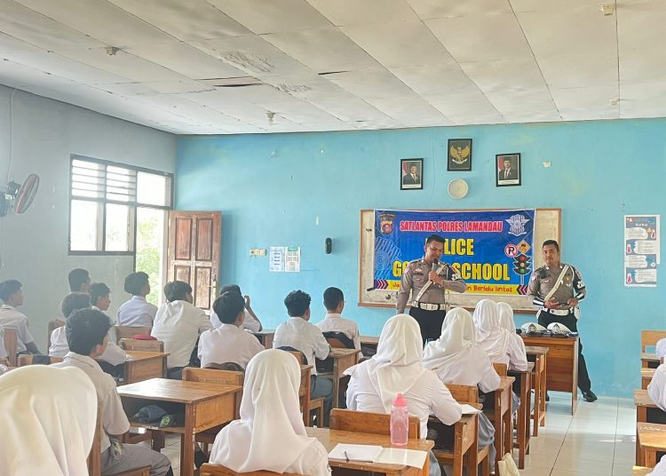 Satlantas Polres Lamandau Adakan Sosialisasi Tertib Berlalu Lintas di MAN Lamandau