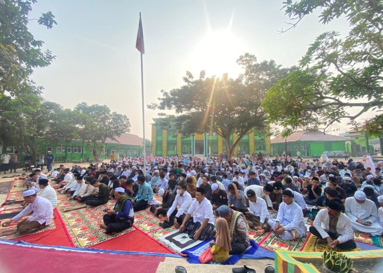 MAN Lamandau Ikuti Sholat Istisqo Bersama Keluarga Besar Kementerian Agama Kabupaten Lamandau